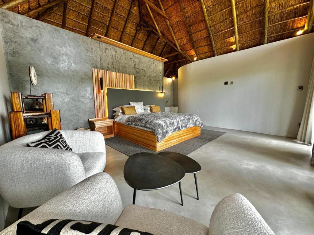 La Joya Lodge Conference Centre And Spa Pelindaba Exteriör bild