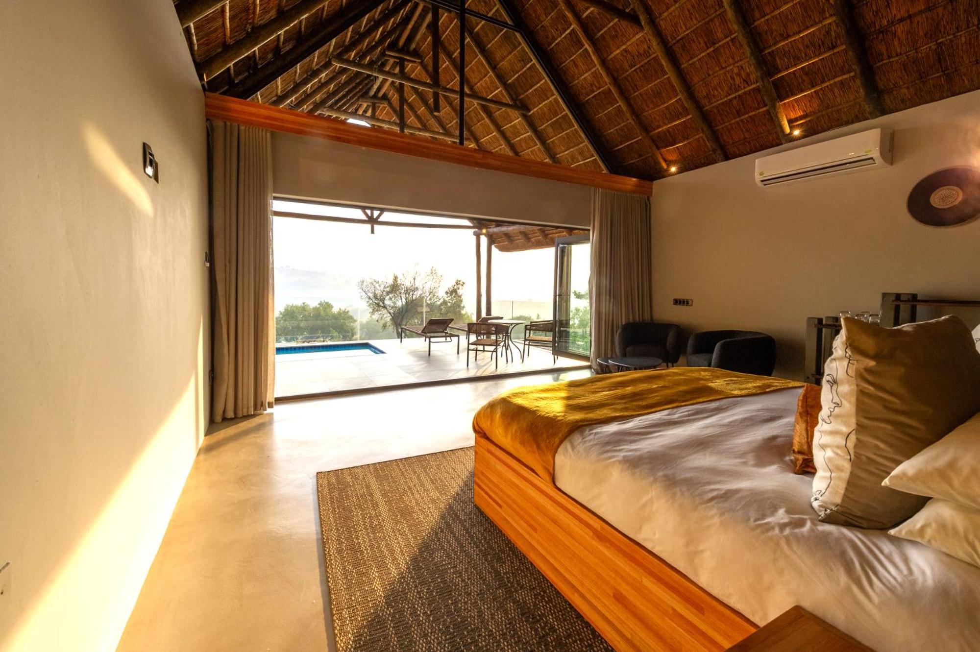 La Joya Lodge Conference Centre And Spa Pelindaba Exteriör bild